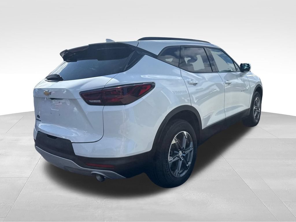 Used 2023 Chevrolet Blazer LT w/ LPO, Floor Liner Package FWD image 12