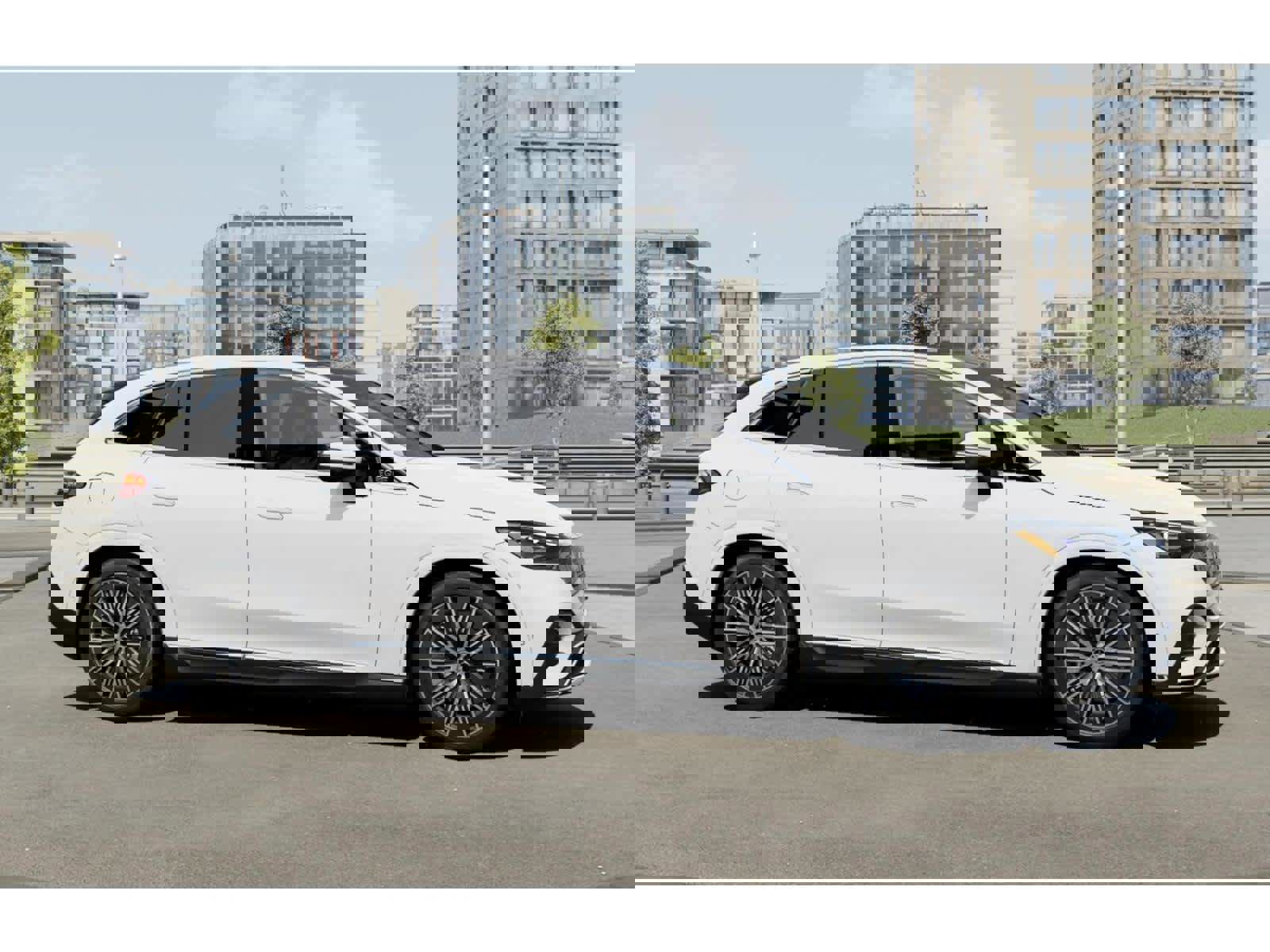 New 2026 Mercedes-Benz EQE 320 4MATIC SUV image 13
