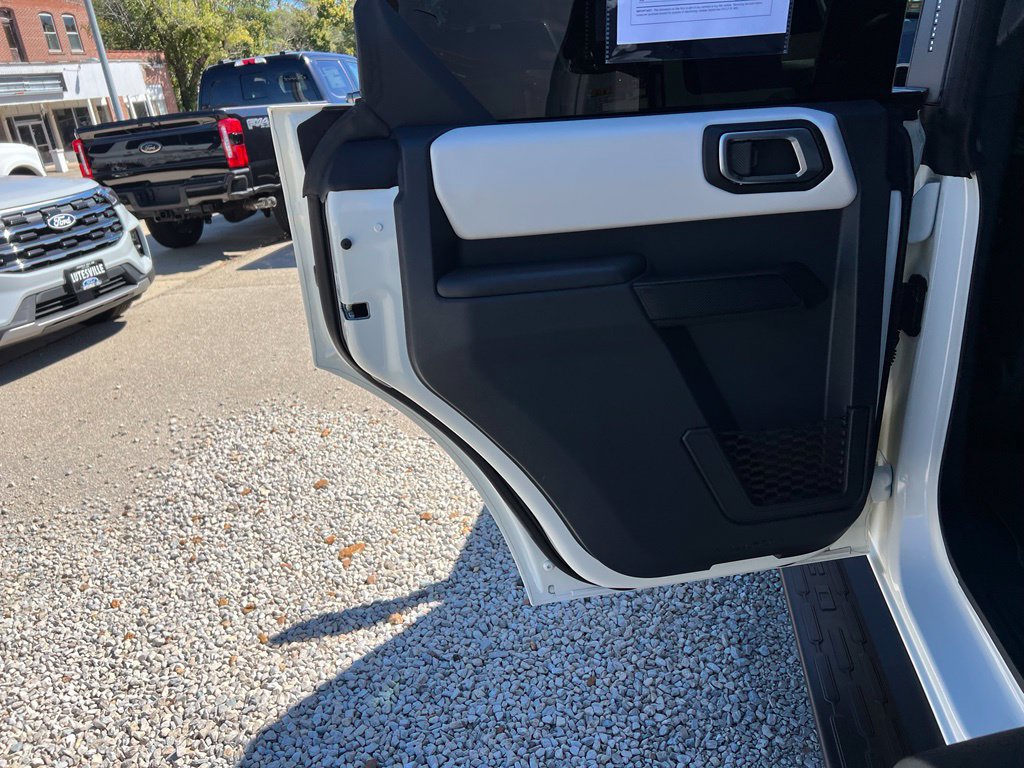 Used 2026 Ford Bronco Outer Banks w/ Sasquatch Package AWD/4WD image 15