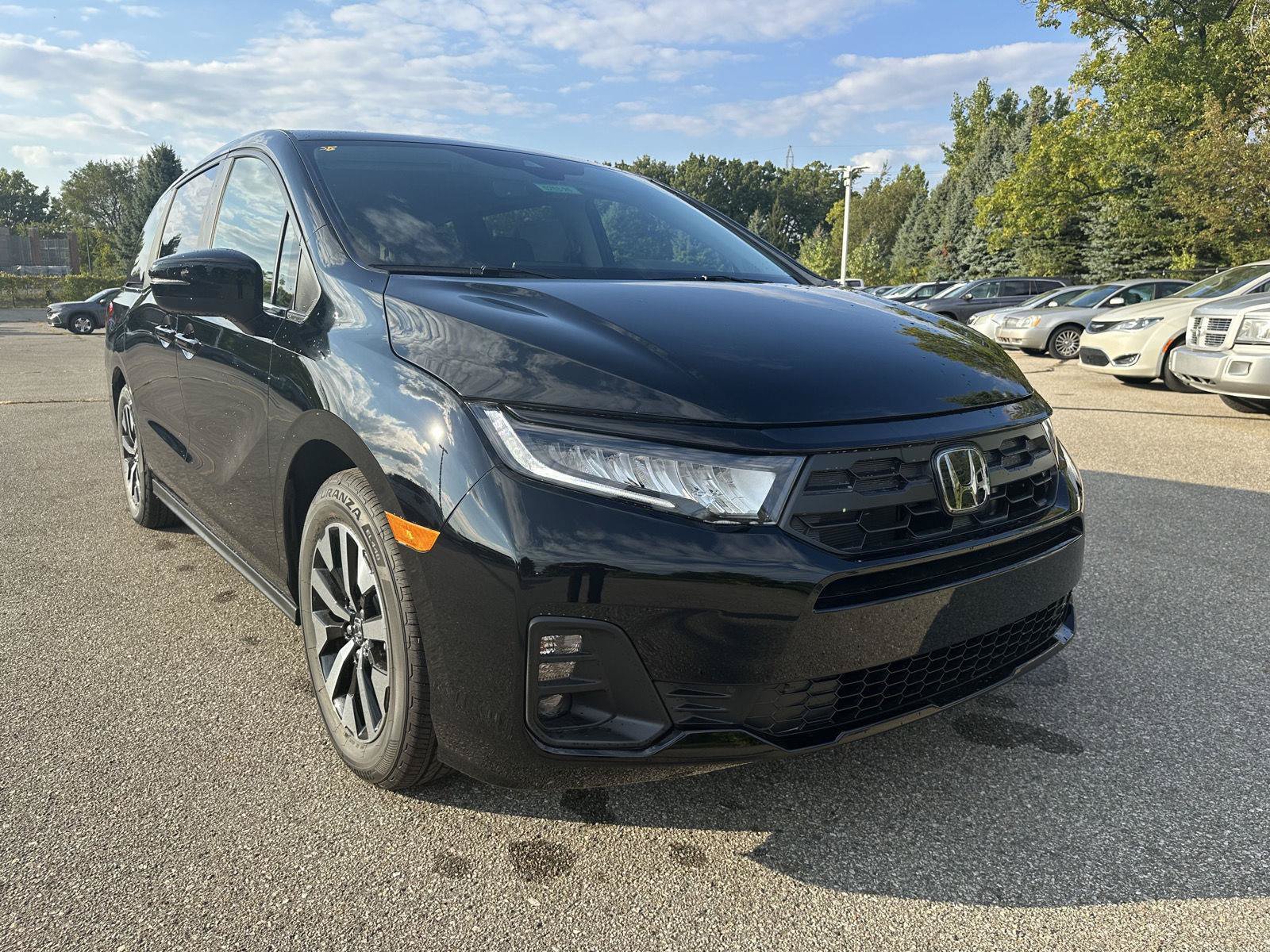 New 2026 Honda Odyssey EX-L image 4