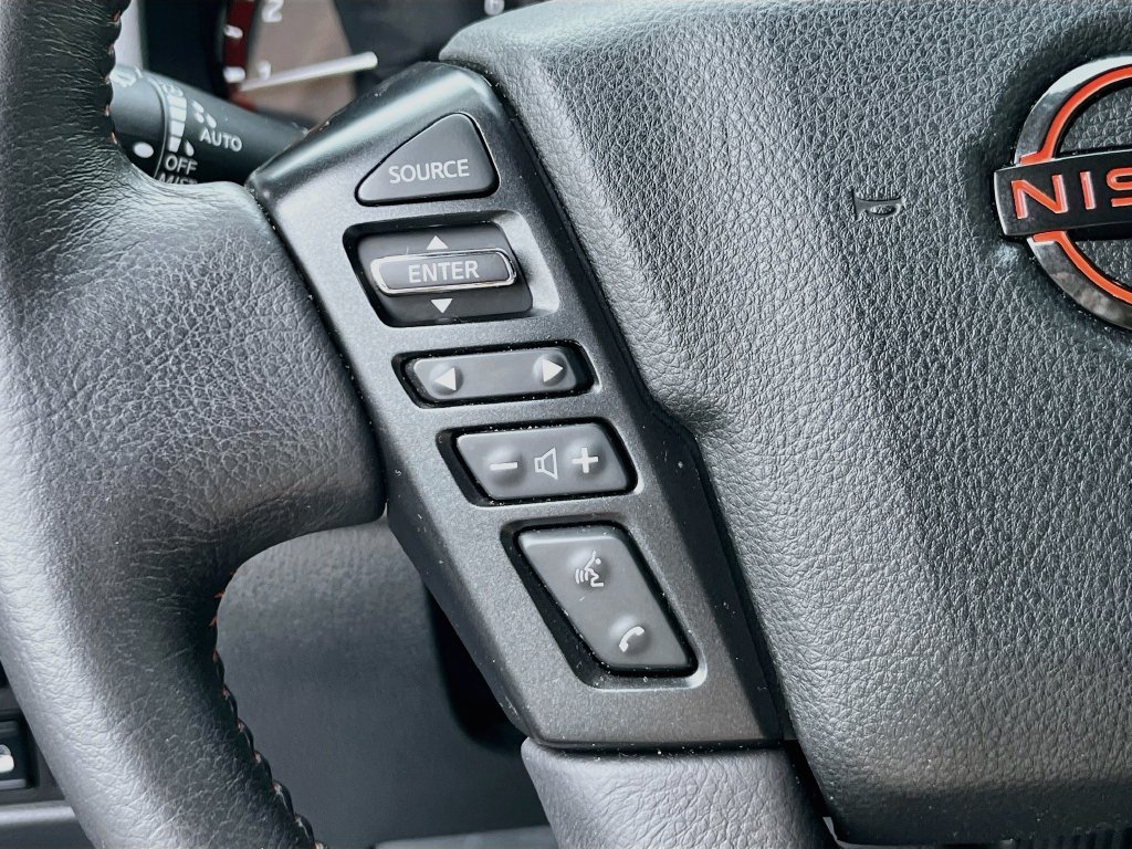 Used 2024 Nissan Titan PRO-4X w/ Pro-4x Convenience Package AWD/4WD image 19