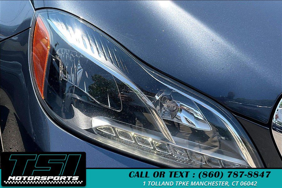 Used 2016 Mercedes-Benz E 350 4MATIC Sedan image 28