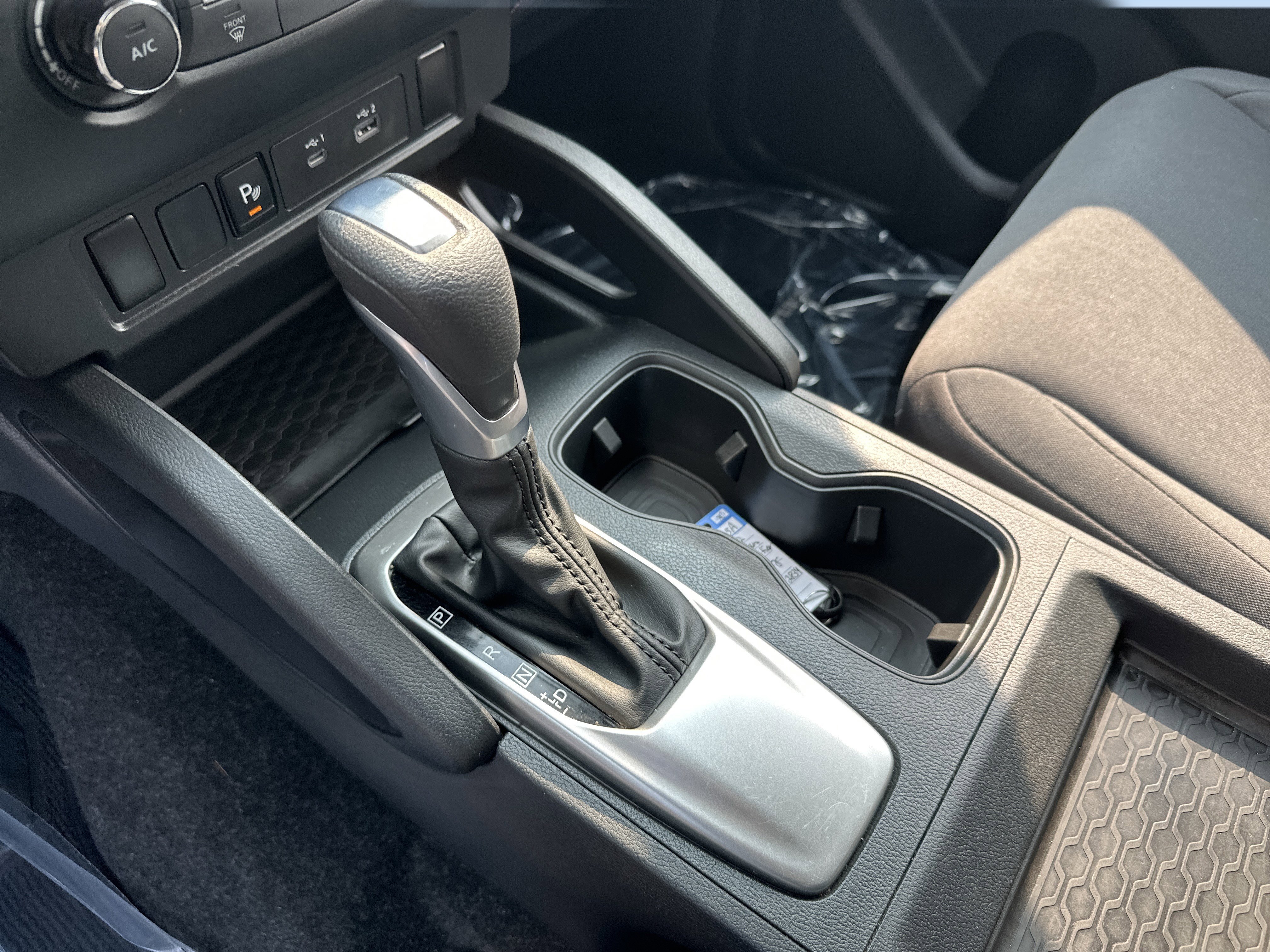 Used 2022 Nissan Frontier S w/ Technology Package image 17