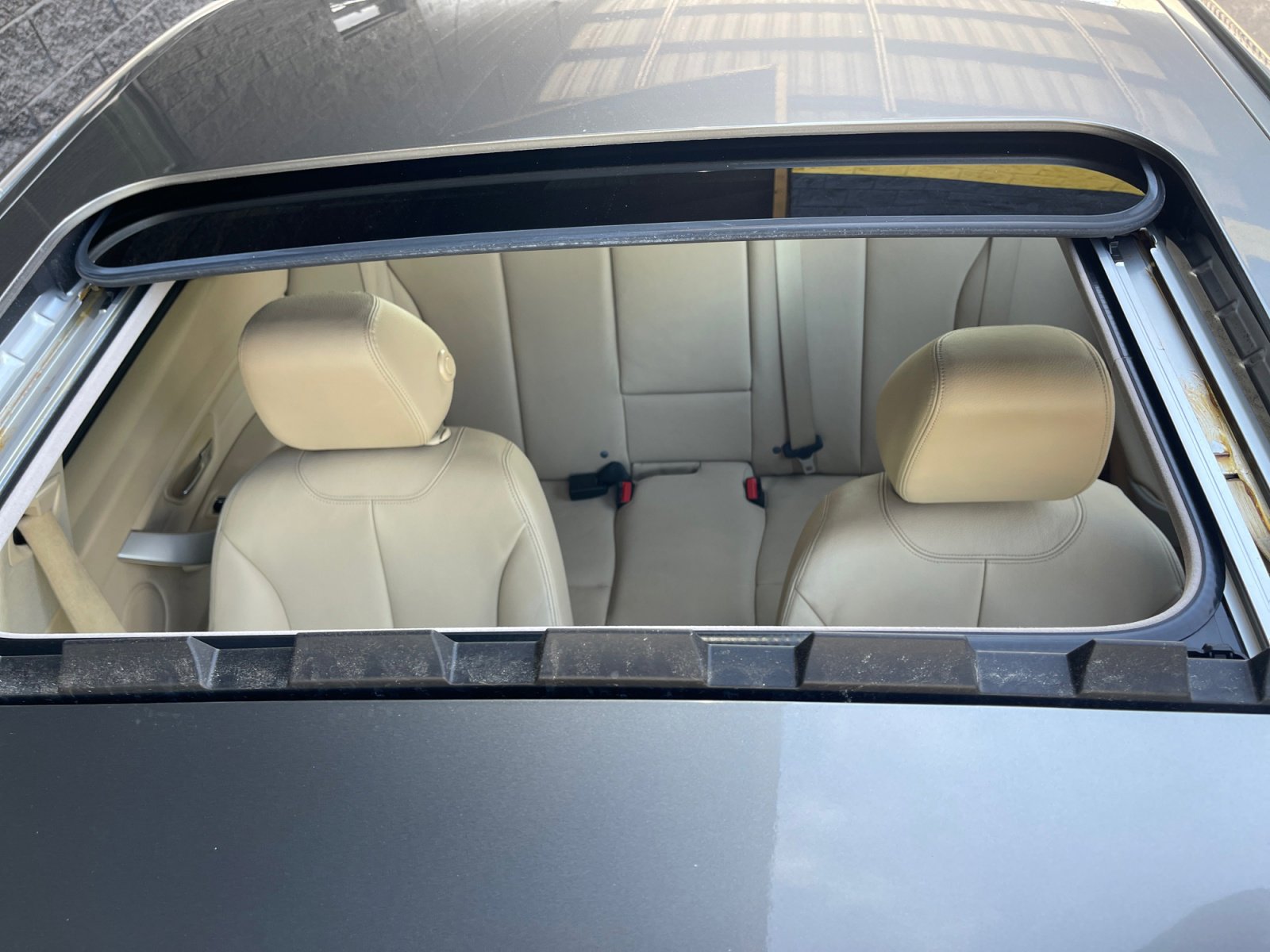 Used 2016 BMW 320i Sedan RWD image 23