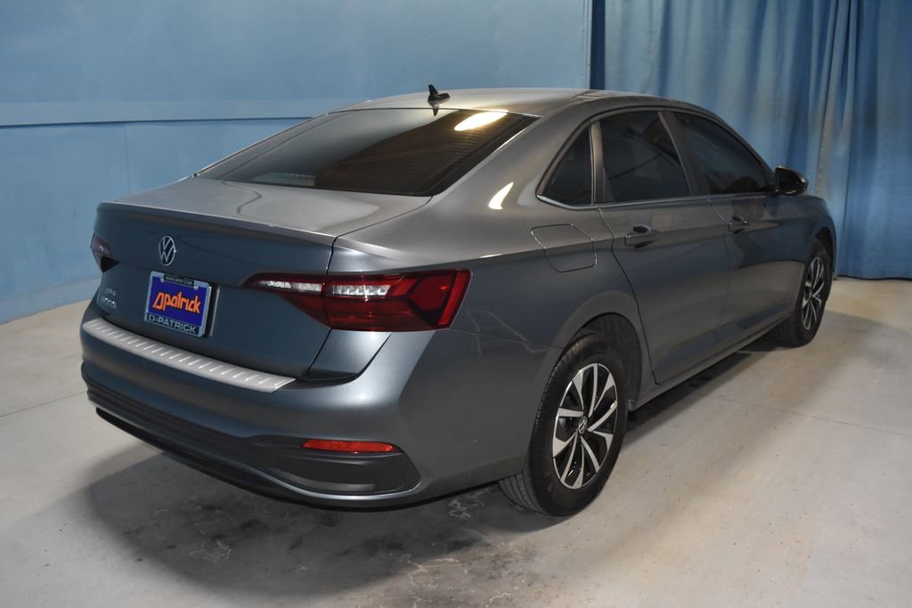 Used 2023 Volkswagen Jetta S image 25