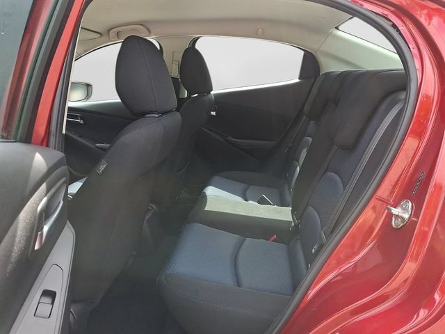 Used 2018 Toyota Yaris iA FWD image 12