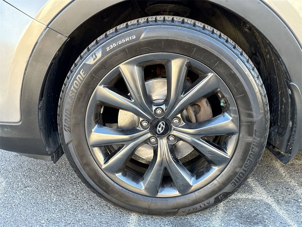 Used 2018 Hyundai Santa Fe Sport image 18