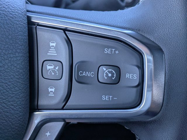 Used 2026 RAM 3500 Laramie AWD/4WD image 22