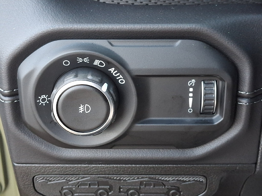 New 2027 Jeep Wrangler Unlimited Rubicon AWD/4WD image 19