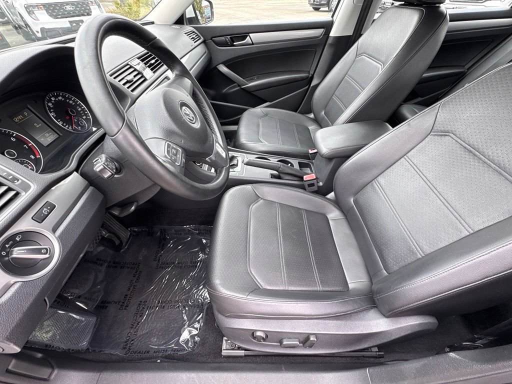 Used 2014 Volkswagen Passat 1.8T S FWD image 17