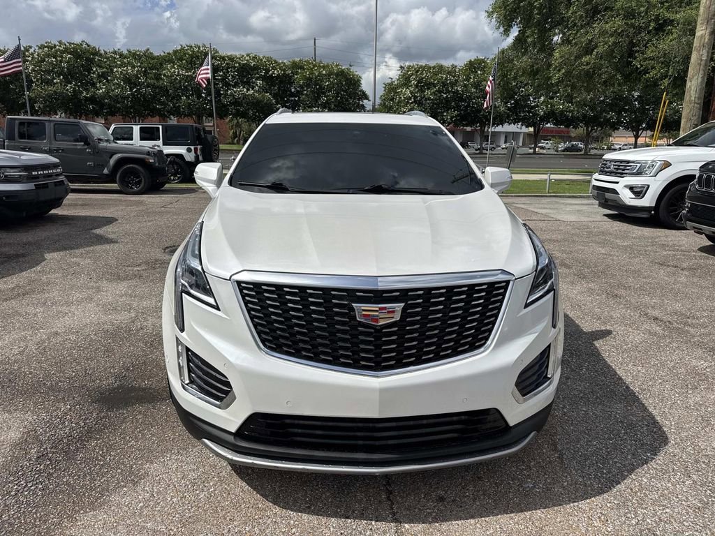 Used 2021 Cadillac XT5 Premium Luxury FWD image 2