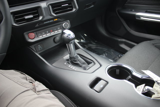 Used 2024 Ford Mustang Coupe RWD image 9