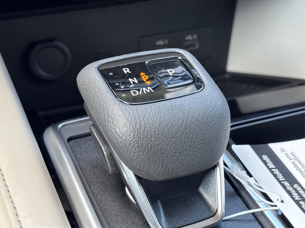 New 2025 Nissan Pathfinder SL image 30