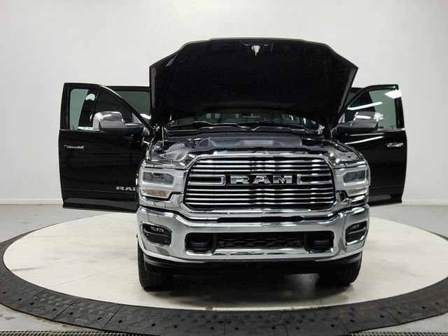 Used 2022 RAM 3500 Laramie AWD/4WD image 11
