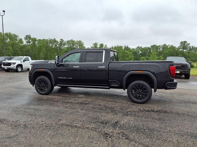 Used 2021 GMC Sierra 2500 Denali w/ Denali Black Diamond Edition AWD/4WD image 32