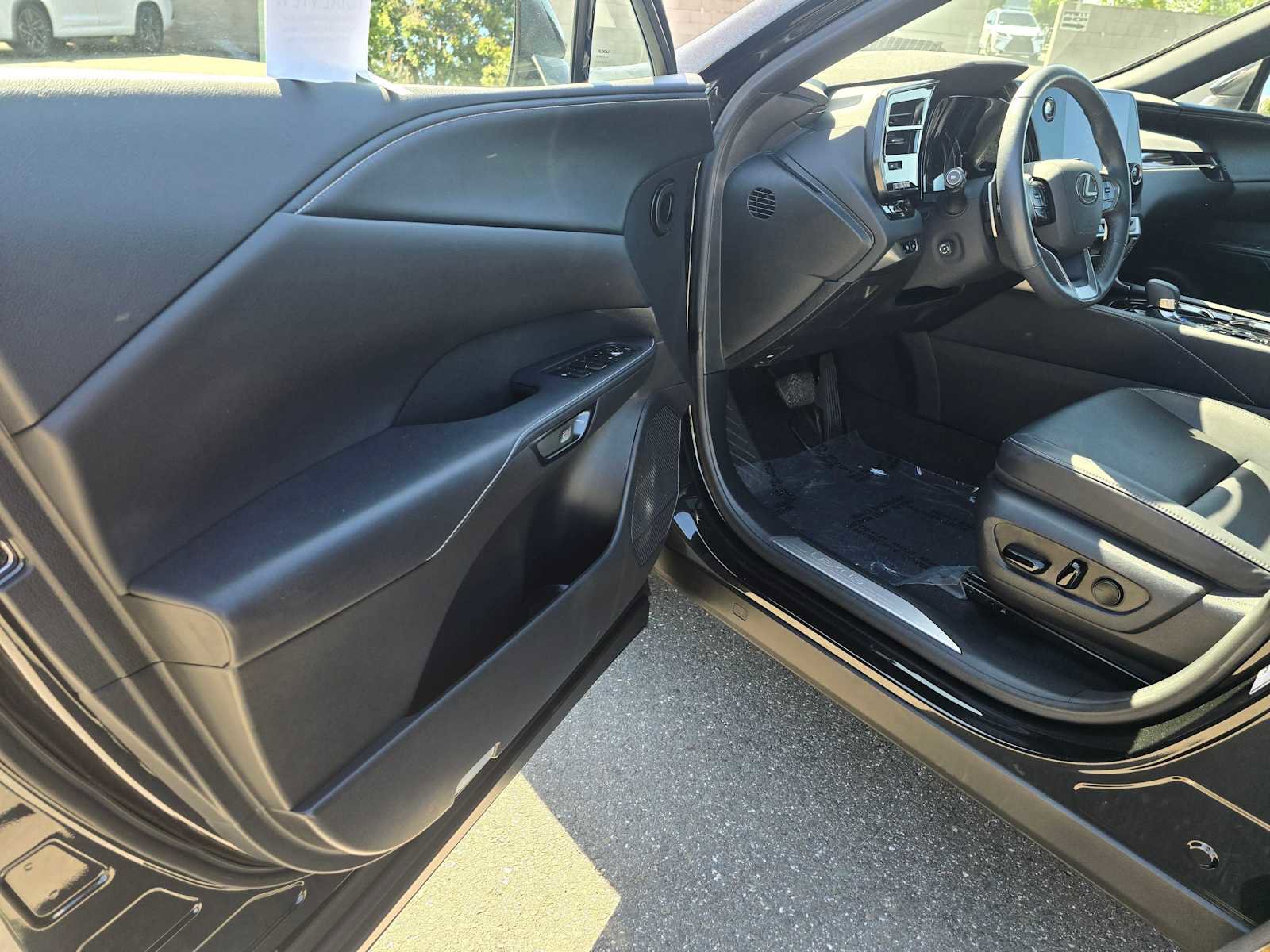 Used 2024 Lexus RX 350 FWD w/ Technology Package image 20