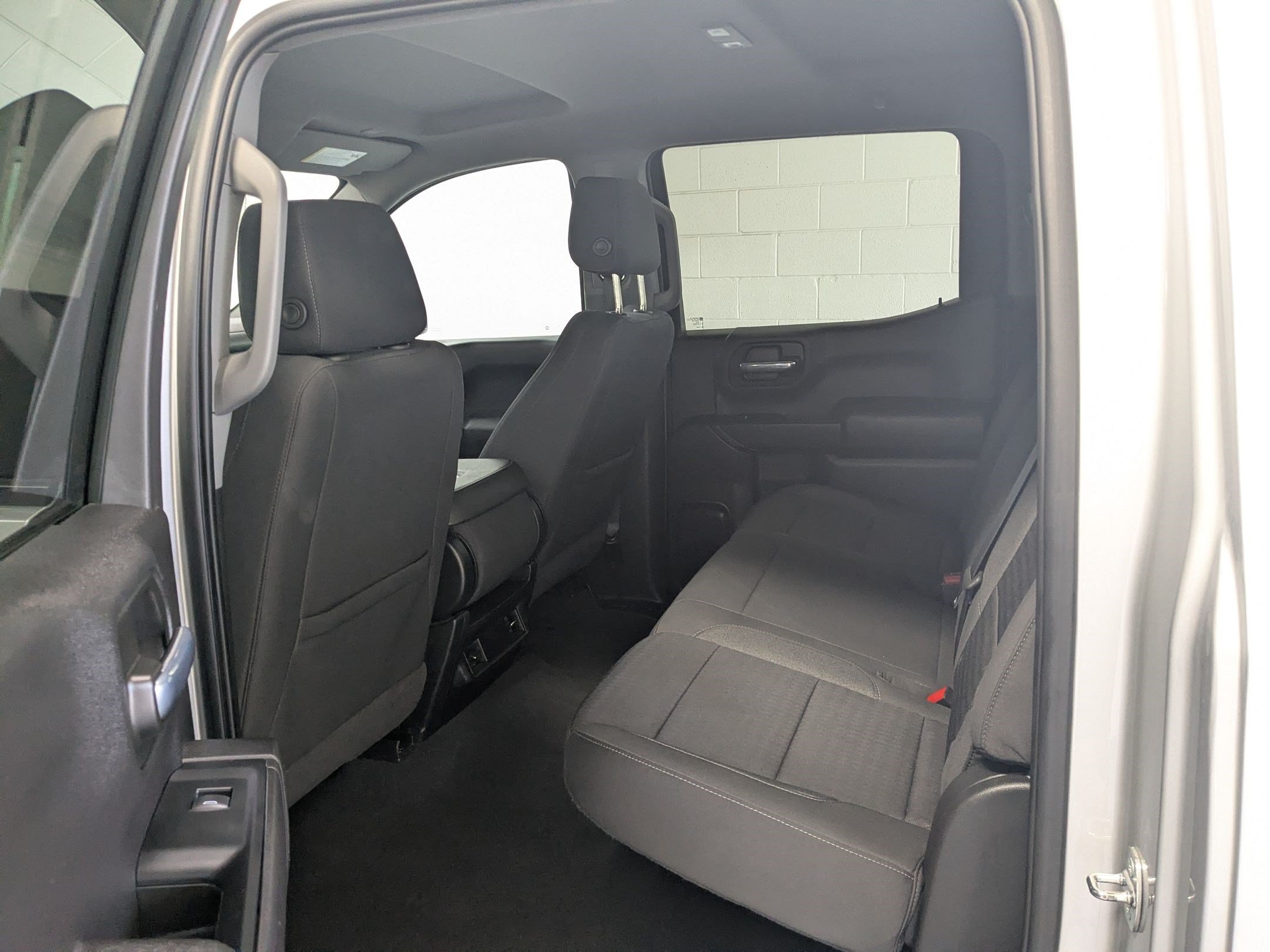 Used 2022 Chevrolet Silverado 1500 Custom AWD/4WD image 21