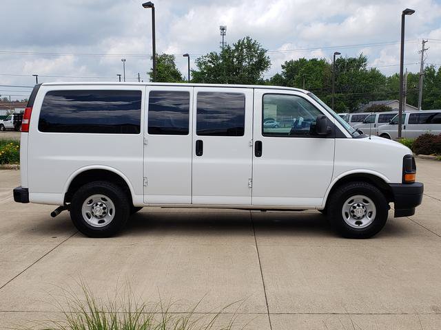 Used 2017 Chevrolet Express 2500 LS RWD image 7