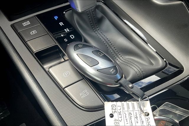 New 2025 Hyundai Elantra SEL image 35