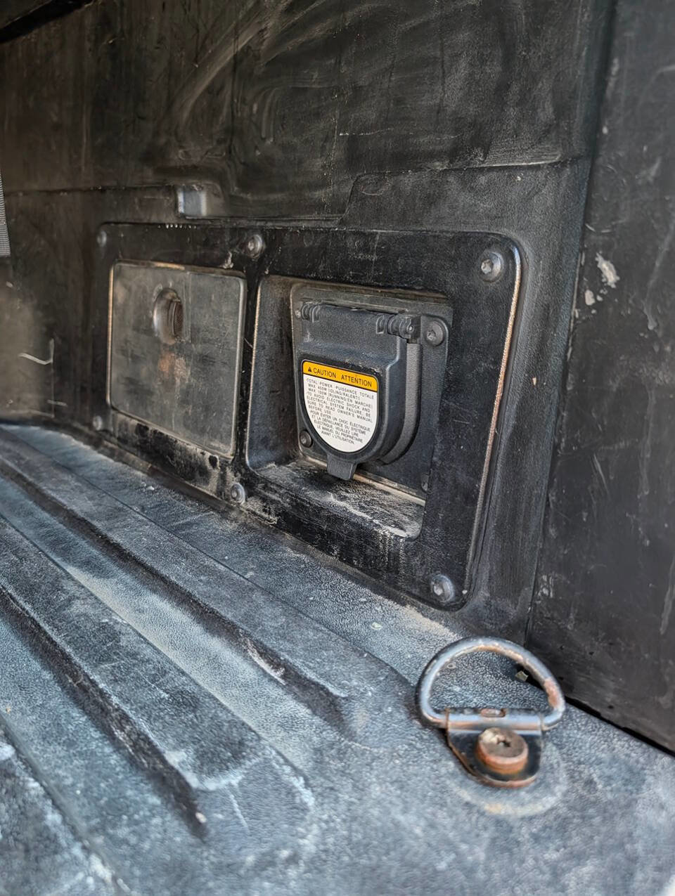 Used 2017 Toyota Tacoma TRD Sport w/ Tow Package image 31