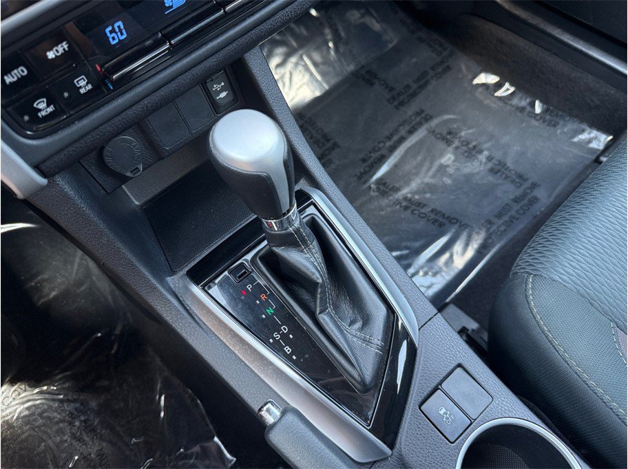 Used 2019 Toyota Corolla LE FWD image 24
