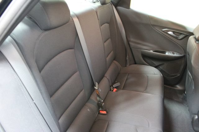 Used 2019 Chevrolet Malibu RS FWD image 11