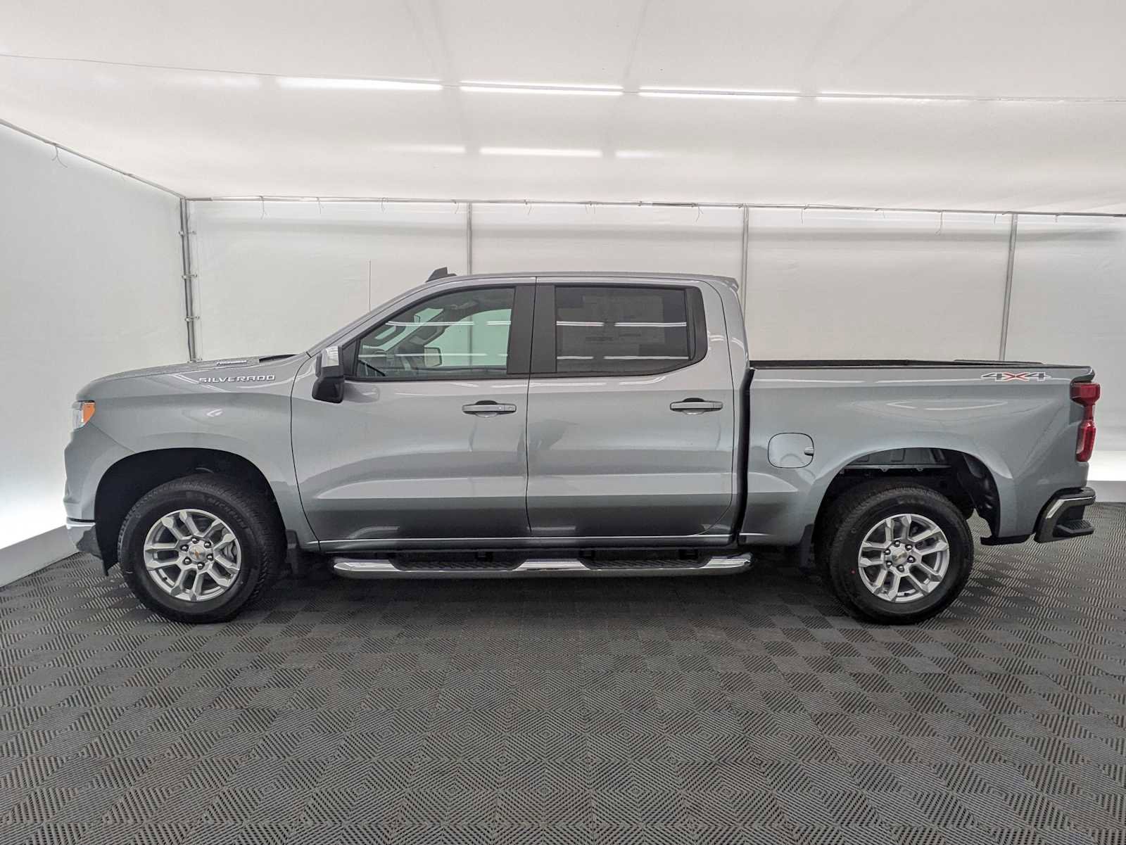 New 2026 Chevrolet Silverado 1500 LT image 3