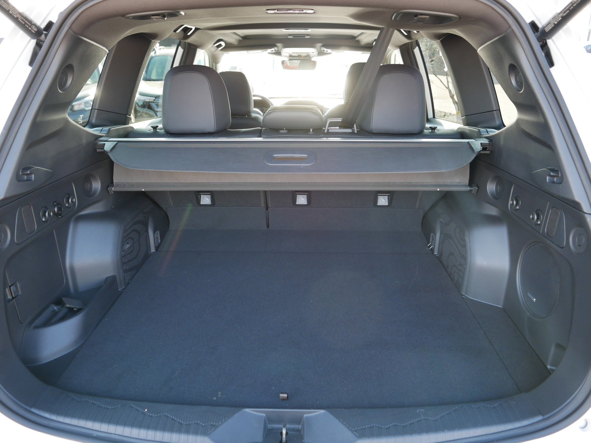 Used 2025 Subaru Forester Sport image 18