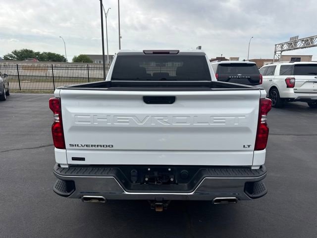 Used 2022 Chevrolet Silverado 1500 LT AWD/4WD image 4