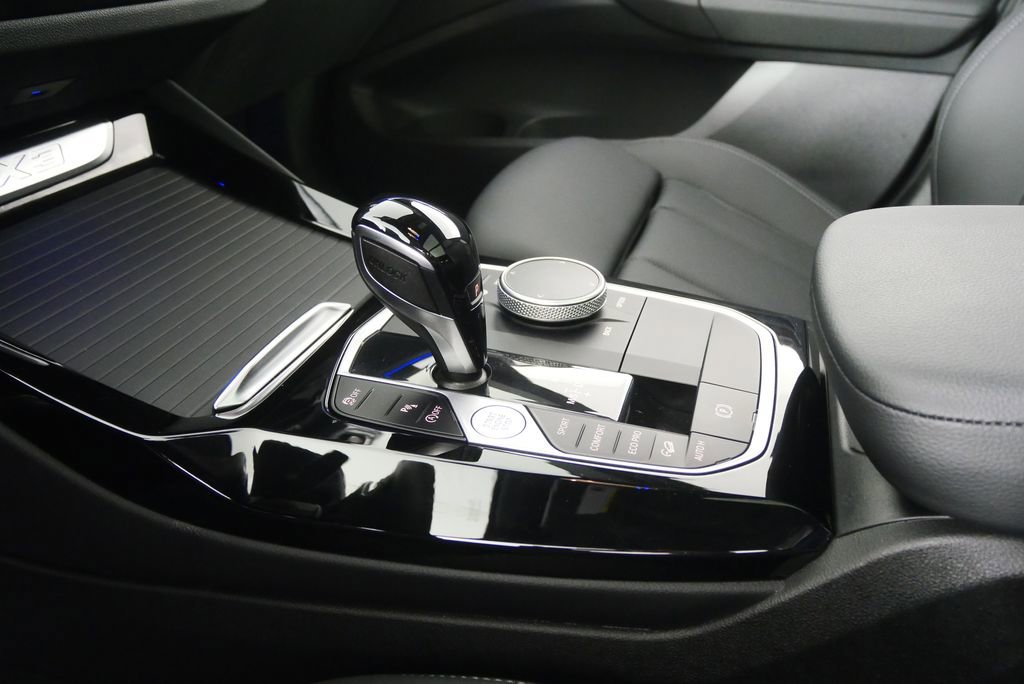 Used 2024 BMW X3 xDrive30i w/ Convenience Package w/ZPA image 26