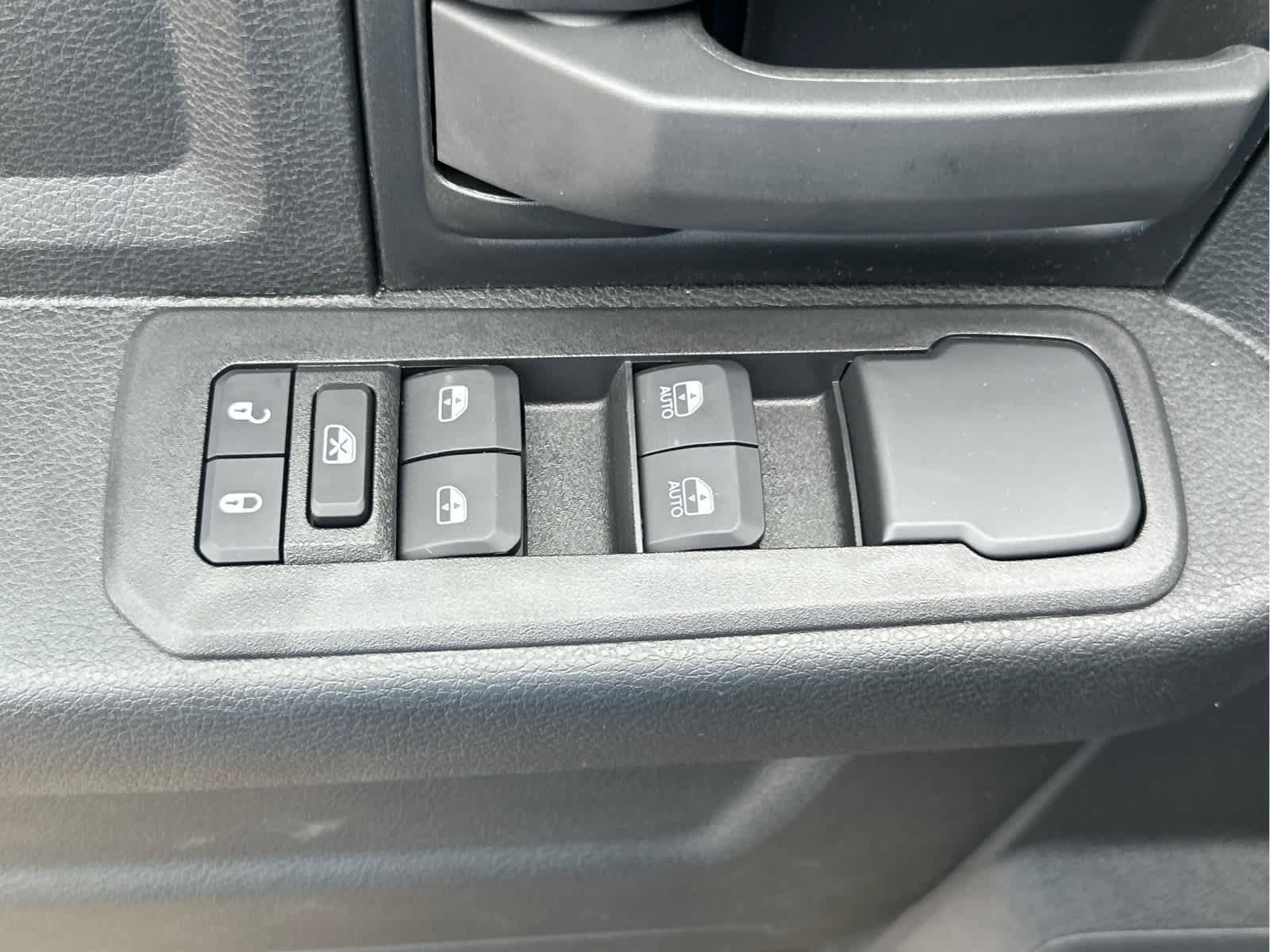 New 2026 RAM 2500 Tradesman w/ Chrome Appearance Group image 24