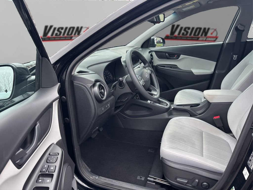 Certified 2023 Hyundai Kona SEL w/ Cargo Package image 9