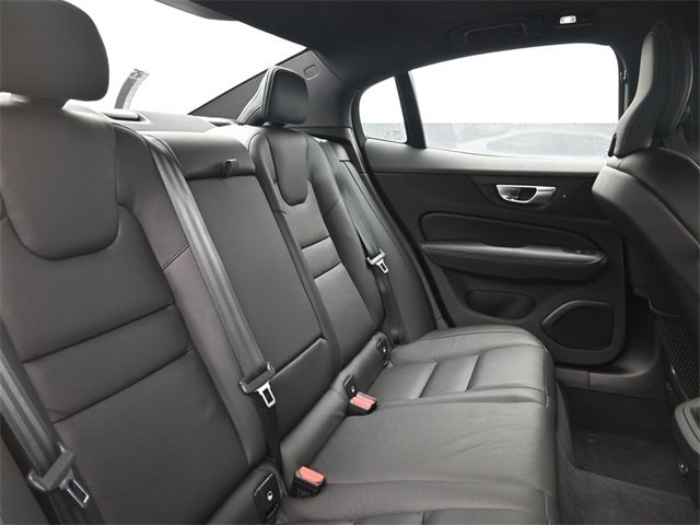 Used 2023 Volvo S60 B5 Plus w/ Climate Package image 32