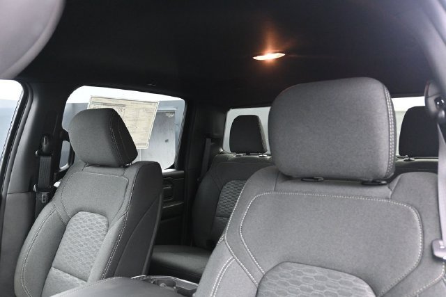New 2026 RAM 1500 Express AWD/4WD image 43