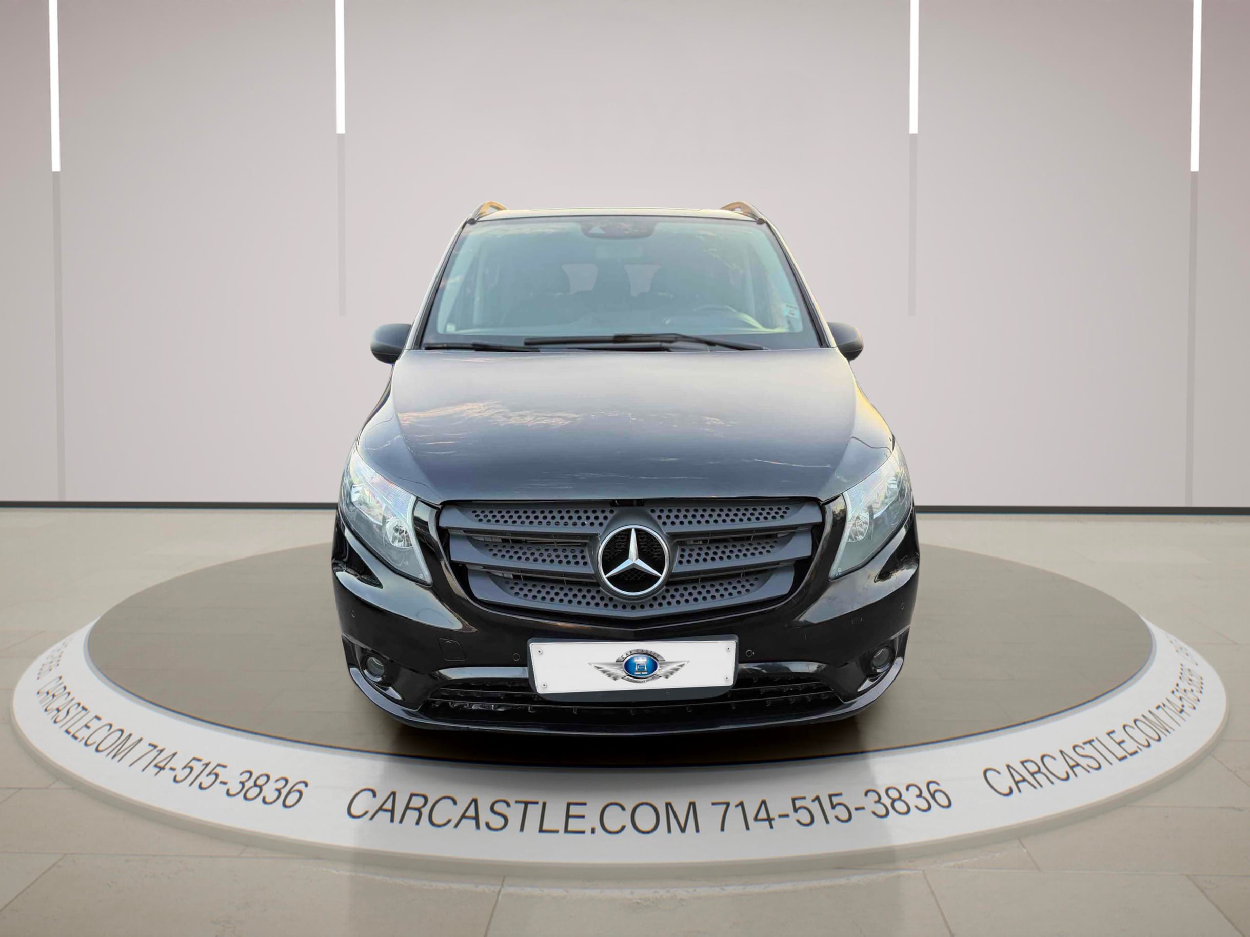 Used 2016 Mercedes-Benz Metris Passenger image 8