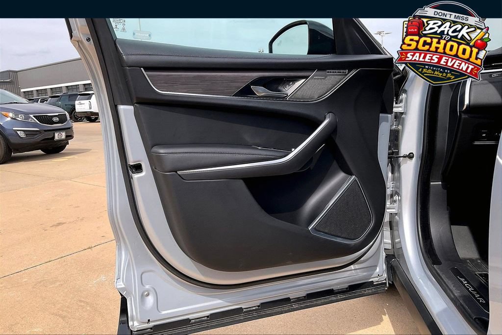 Used 2021 Jaguar F-PACE S AWD/4WD image 23