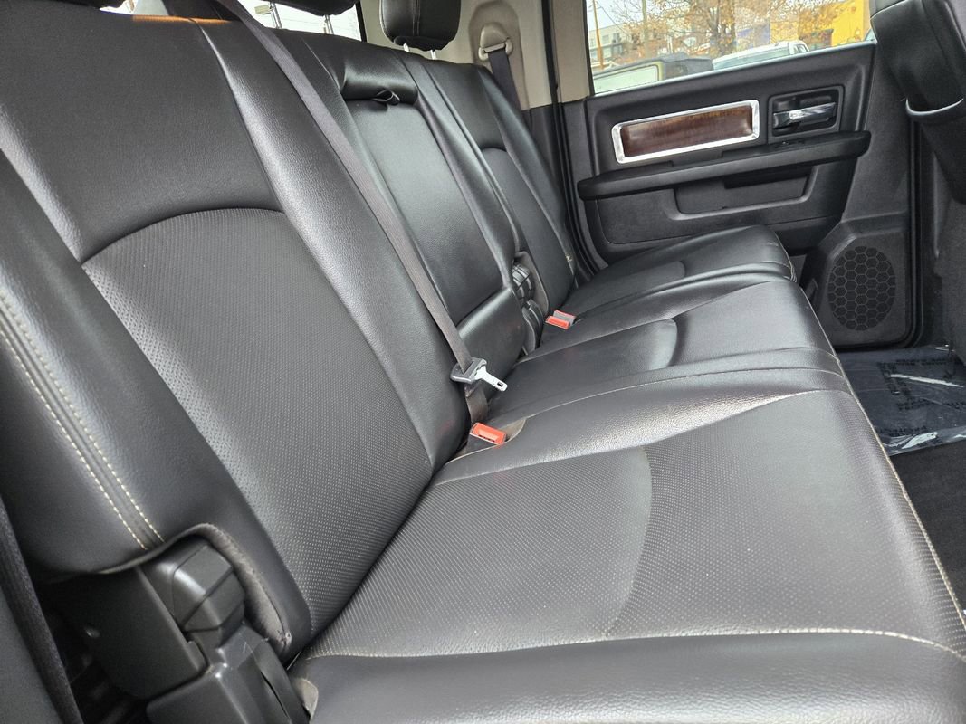 Used 2012 RAM 2500 Laramie w/ Cold Weather Group image 23