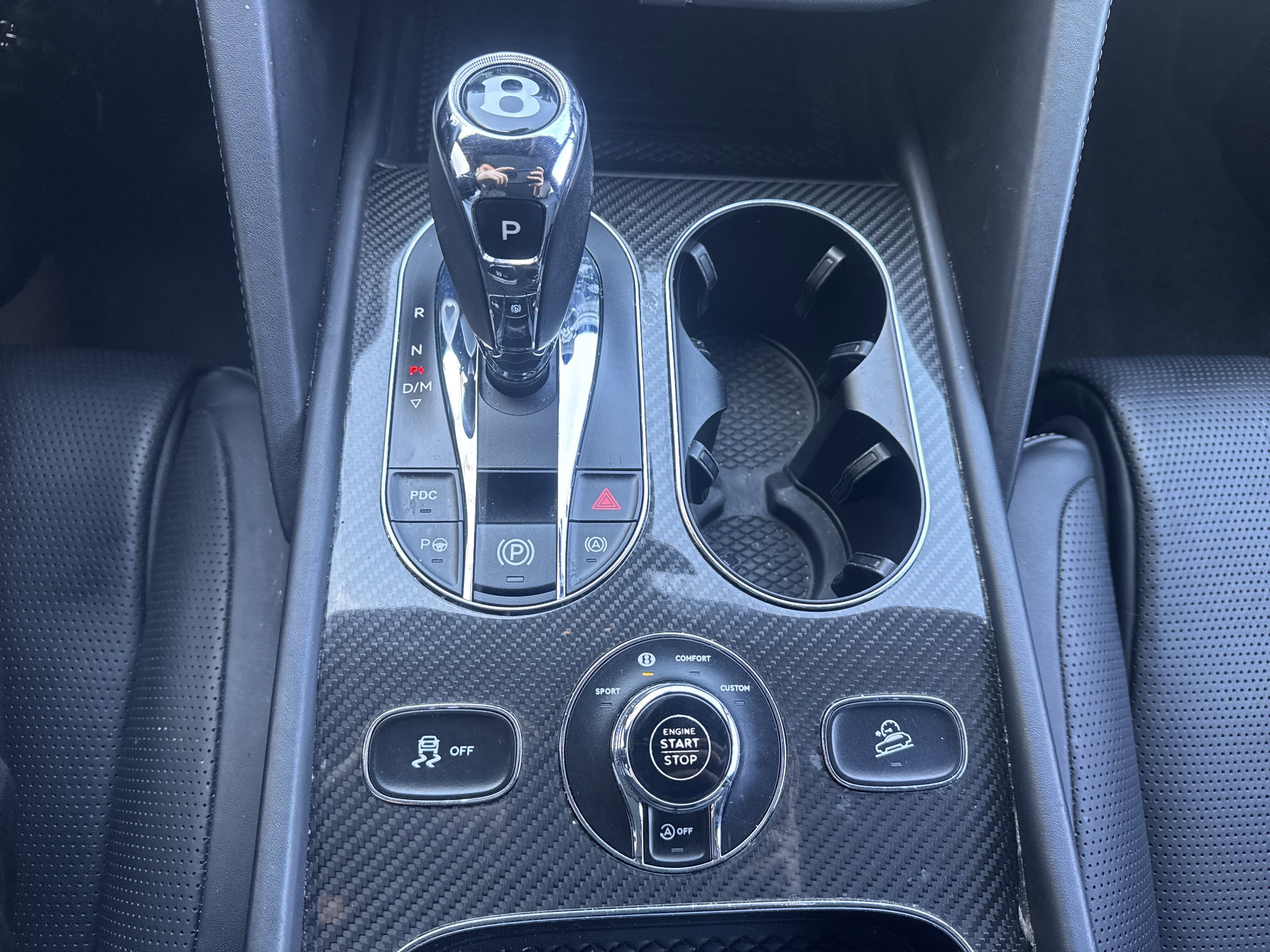 Used 2021 Bentley Bentayga image 18