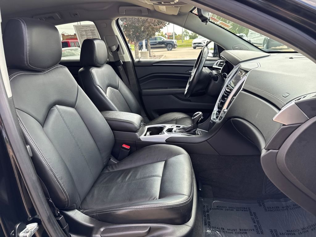Used 2016 Cadillac SRX FWD image 34