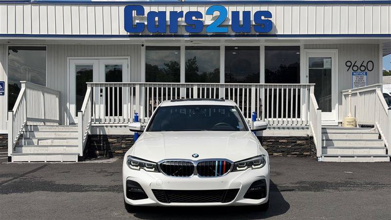 Used 2020 BMW 330i xDrive Sedan w/ M Sport Package AWD/4WD image 10