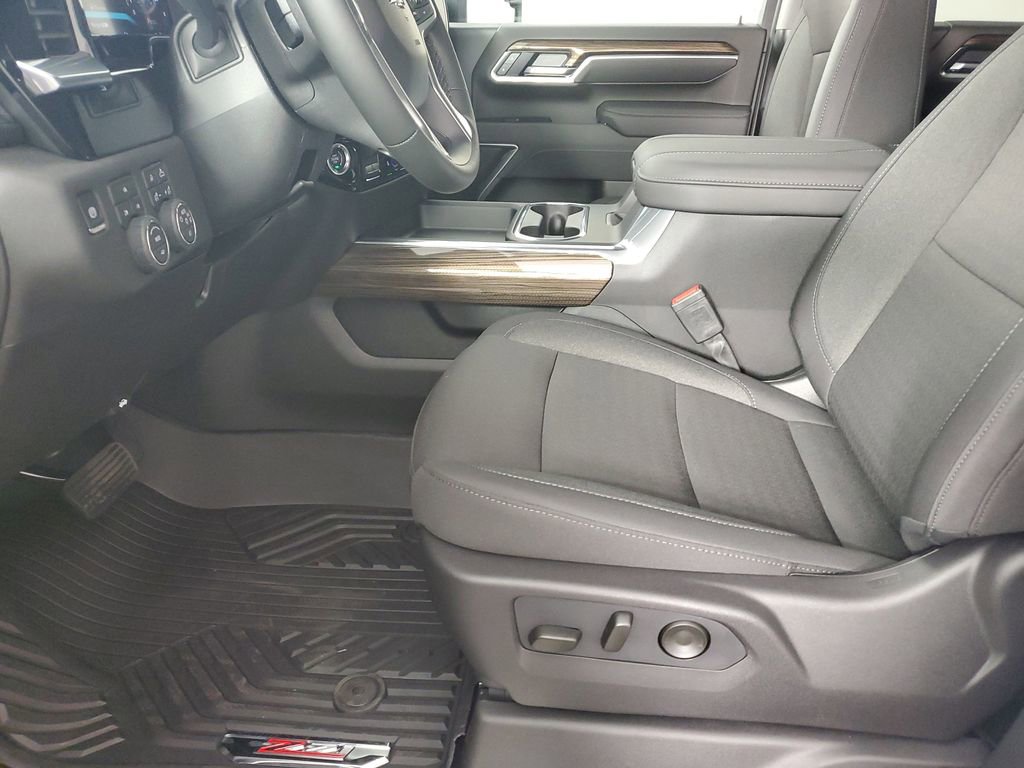 New 2026 Chevrolet Silverado 2500 LT w/ Trail Boss Package image 11