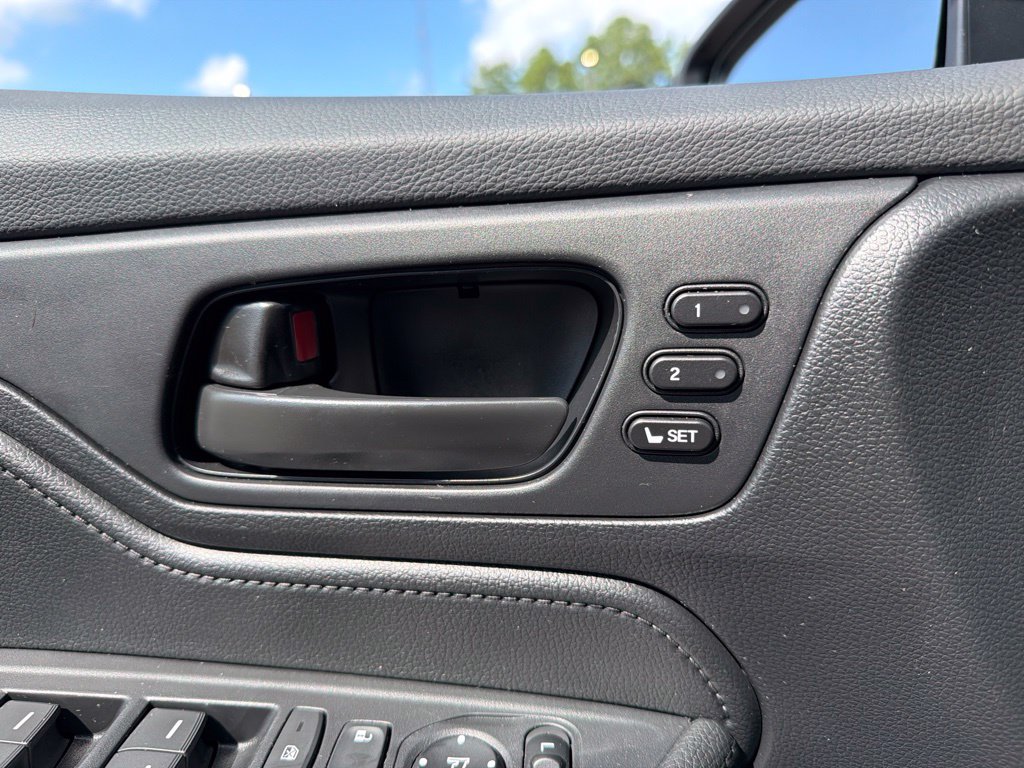 Used 2025 Honda Odyssey EX-L image 23