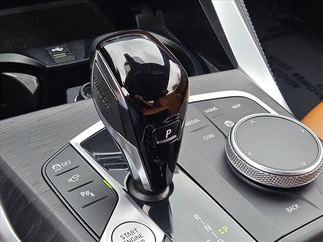 Used 2023 BMW M440i Convertible w/ Premium Package image 12