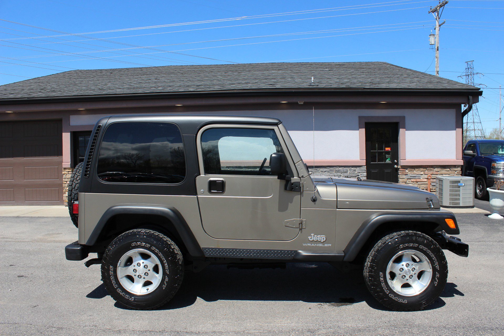 Used 2004 Jeep Wrangler SE w/ Ecco Tire & Wheel Group AWD/4WD image 3