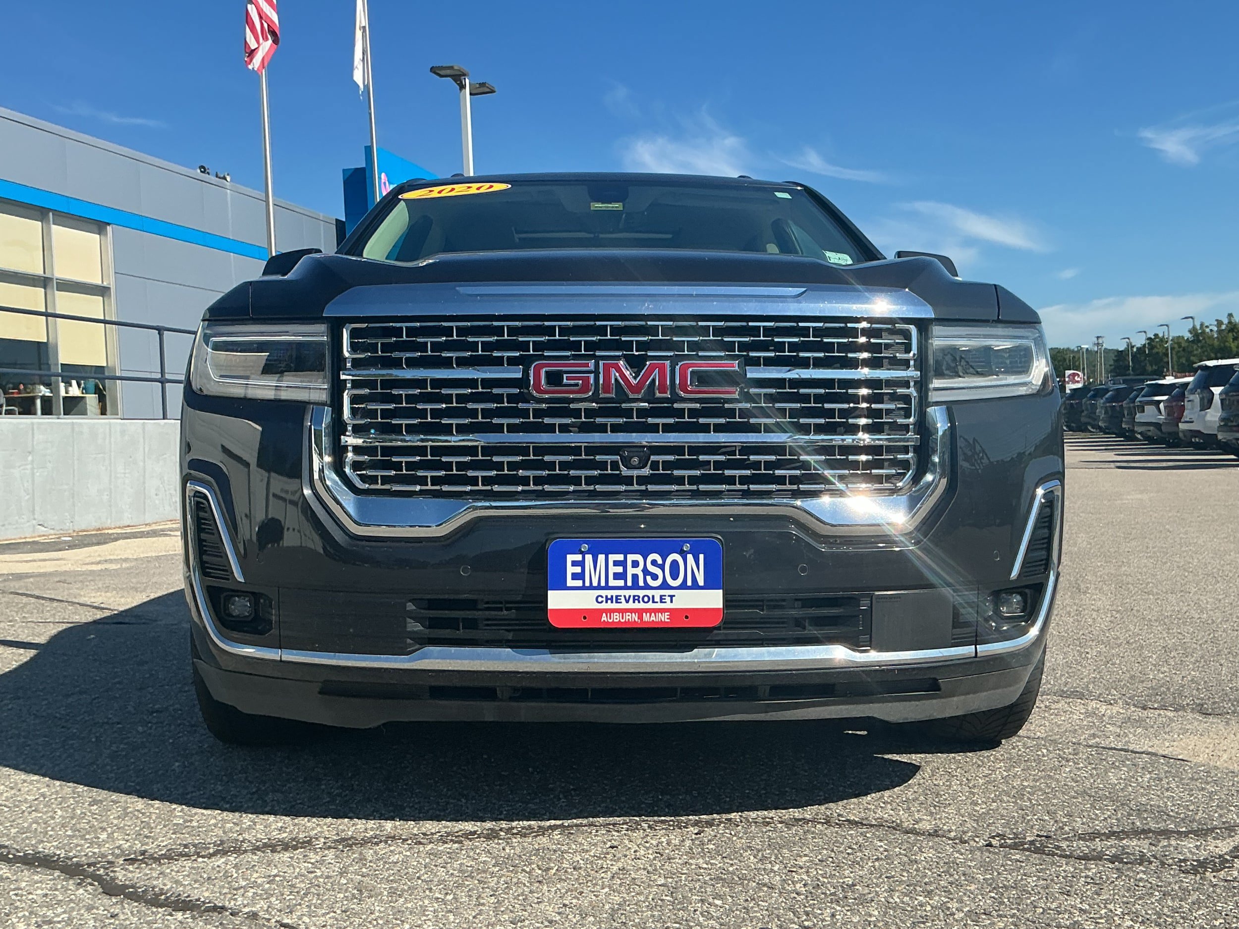 Used 2020 GMC Acadia Denali w/ Trailering Package AWD/4WD image 4