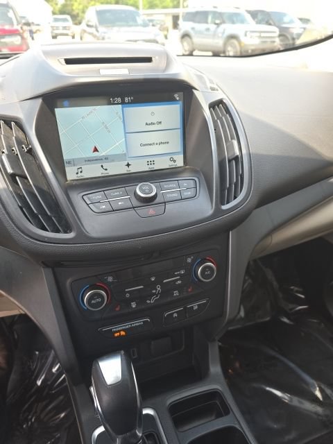 Used 2018 Ford Escape SEL FWD image 17