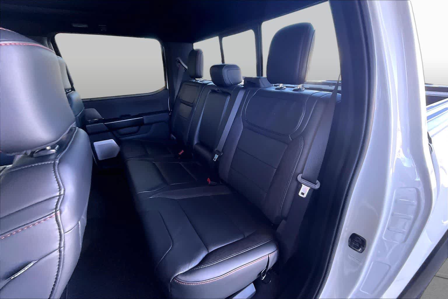 Used 2025 Ford F150 Raptor AWD/4WD image 18