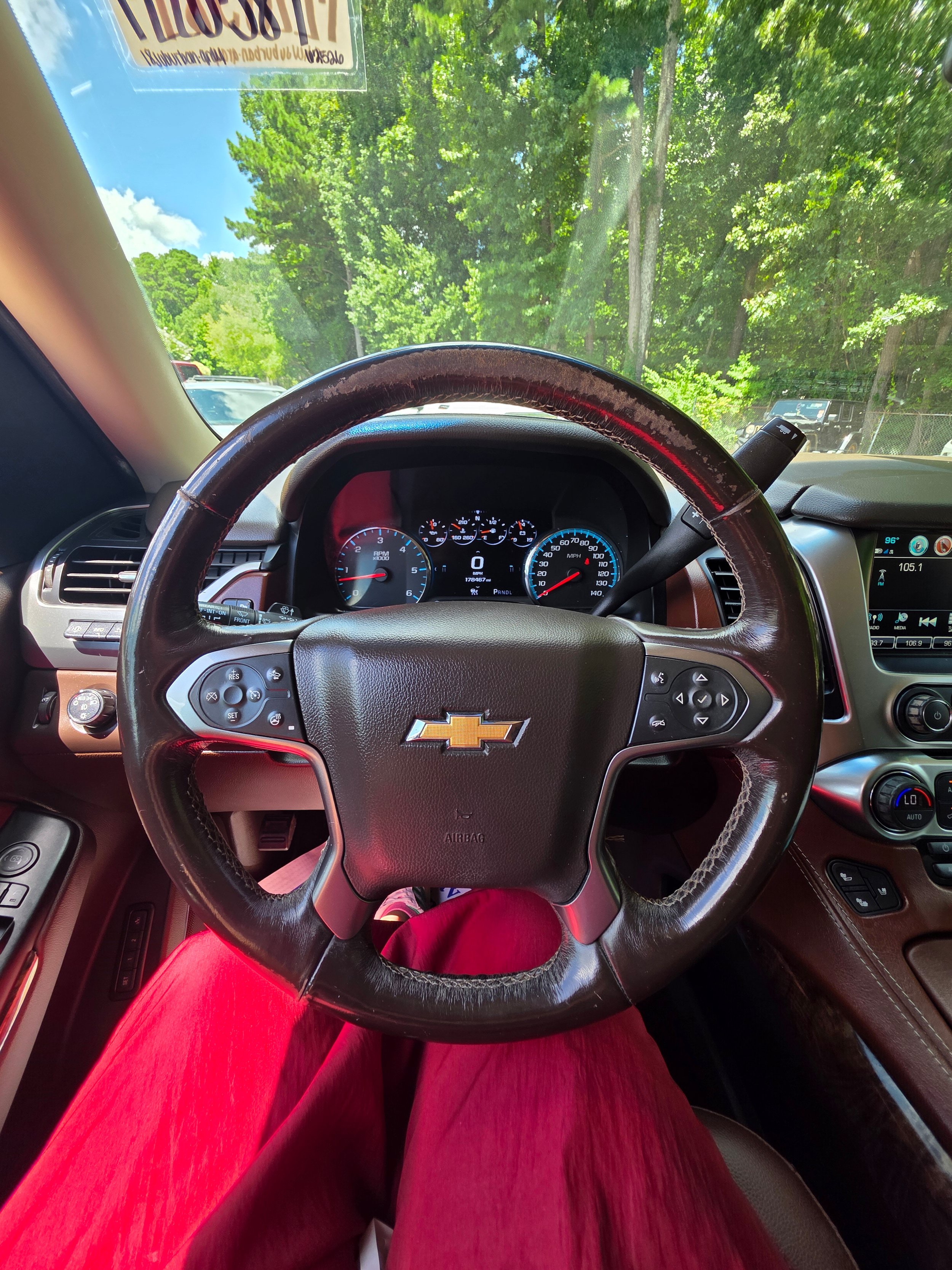 Used 2018 Chevrolet Suburban Premier AWD/4WD image 9