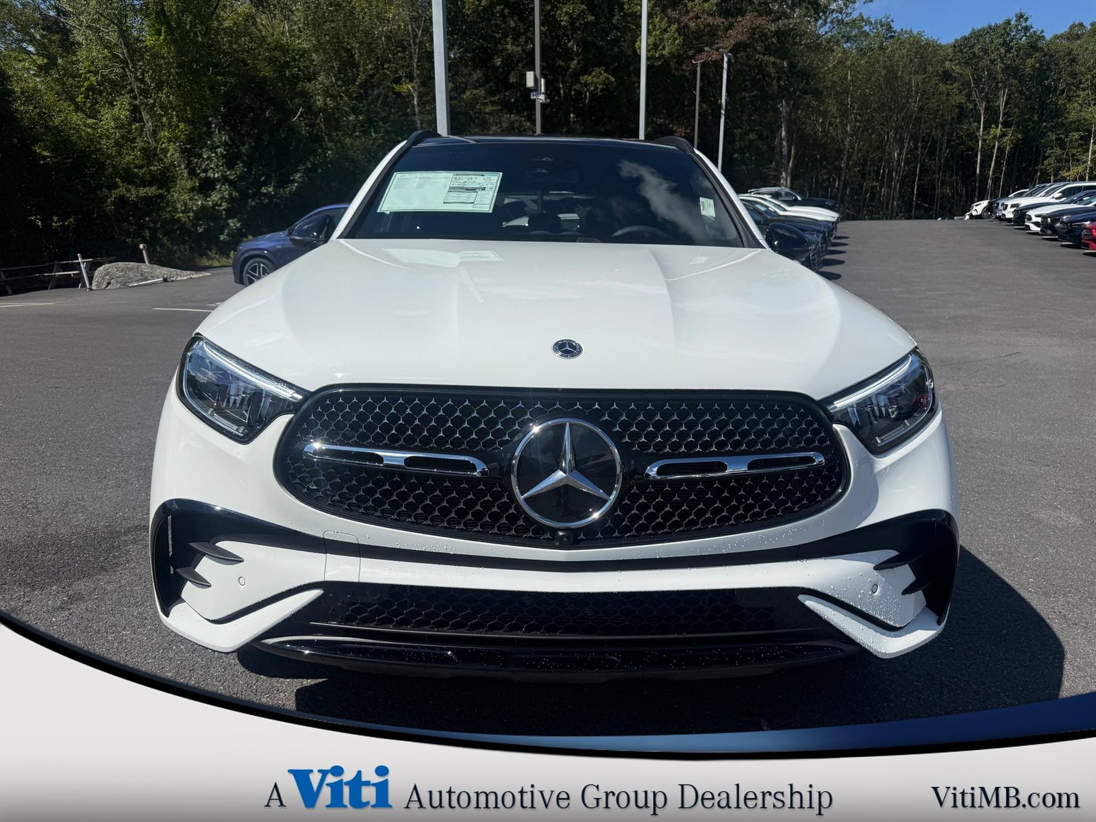 Used 2026 Mercedes-Benz GLC 350e 4MATIC image 3