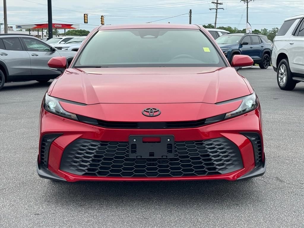 Used 2026 Toyota Camry SE FWD image 8